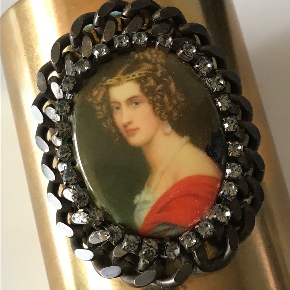 ⚜️VINTAGE CUFF BRACELET⚜️ - Picture 4 of 4